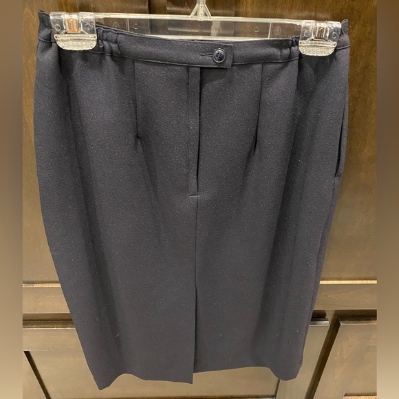 Navy Blue Business Suit - Picture 6 of 7